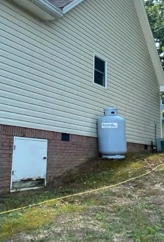 Vinyl siding clean and bright after a Barber Exterior Solutions soft wash